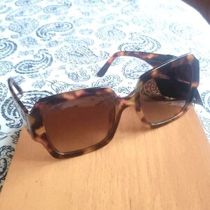 Jones New York sunglasses
